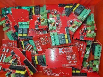 مونتاژ برد الکترونیکی DIP