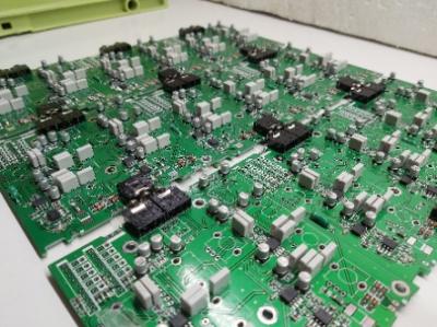 مونتاژ برد الکترونیکی SMD